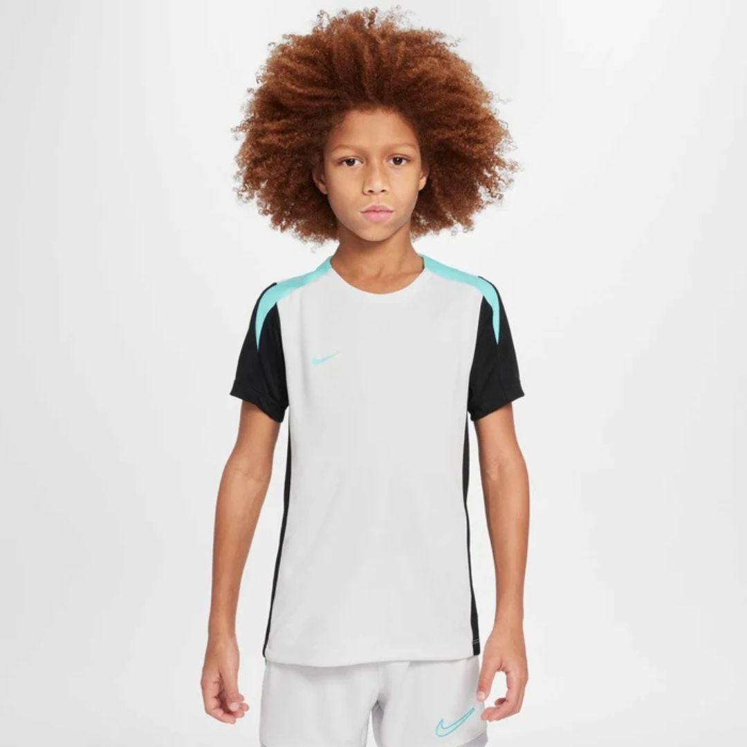 NIKE DRI-FIT STRIKE BIG KID SHORT SLEEVE SOCCER